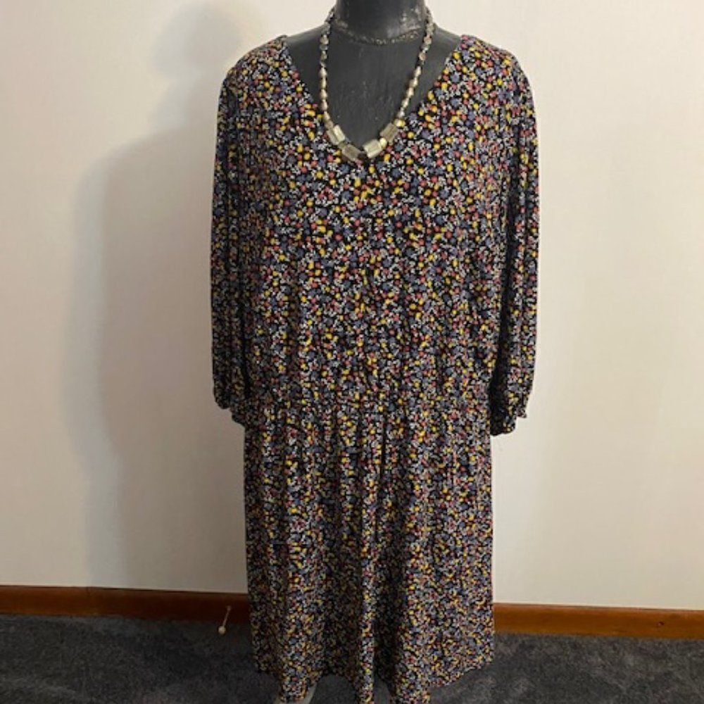 Market & Spruce Black Floral V-neck 3/4 sleeves Midi dress, size 3X